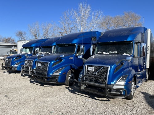 We hiring the drivers A for DRY VAN 53