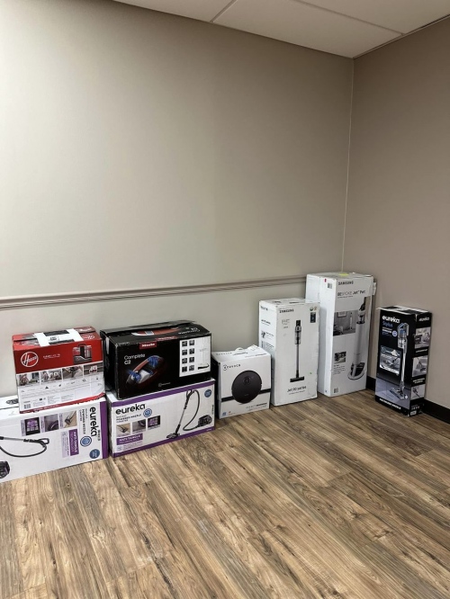 BARGAIN DEALS HUB товари по 50% скидки нові в коробках 