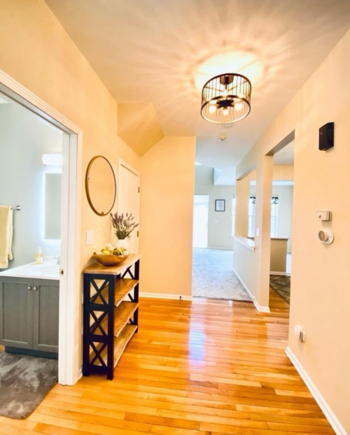 Naperville. Аренда жилья 2/1,5/1,300 sqft