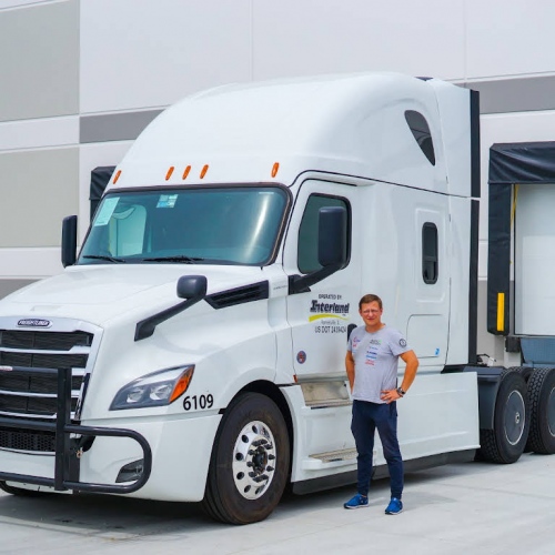 Hiring experienced drivers for Dry Van